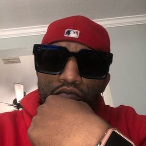 Meet your Posher, Miguel